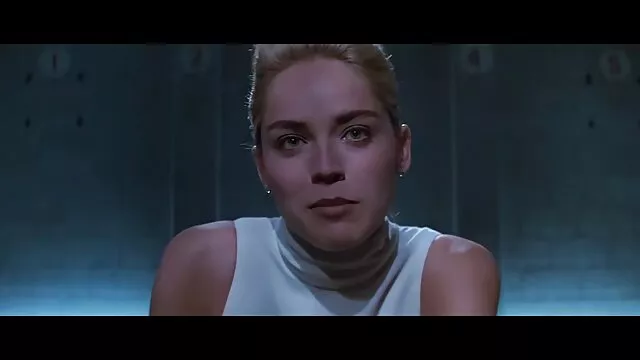 Petite Schönheit stopft ihren Muff mit dicke oma will sex einem Butt Plug!