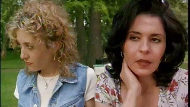 Zwei alter oma sex alte perverse fisting teens Eimer pussy