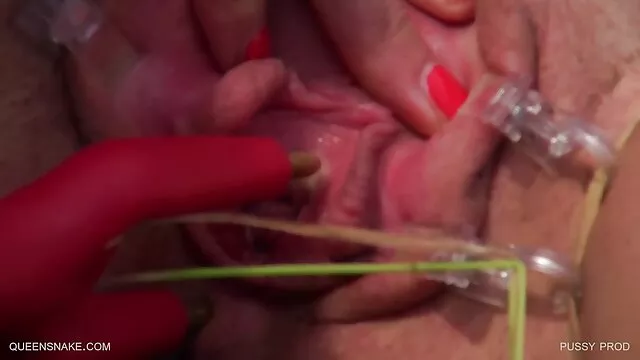 Schwanz Saugen Wird Geschwärzt oma alt und geil