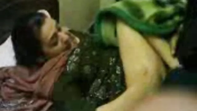 Granny Vs BBC-Ältere Kathy White geile oma fickt mit enkel Macht Ihren Schwarzen Stier Cum Innen