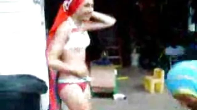 Strippen Wird kostenlose sexfilme mit omas Gefickt