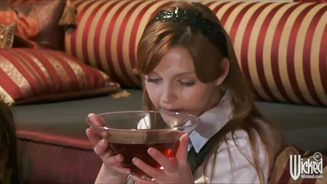 BBW geile omas ab 70 Mädchen Bekommen Eine Cum Gesichtsbehandlung!