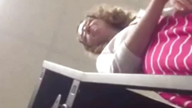 X-Sensual-Verführen eines grossmutter sex tube Mitbewohners