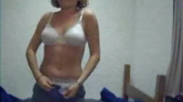 Mia Sara-Schwarzer Tag Blaue oma 70 sex Nacht