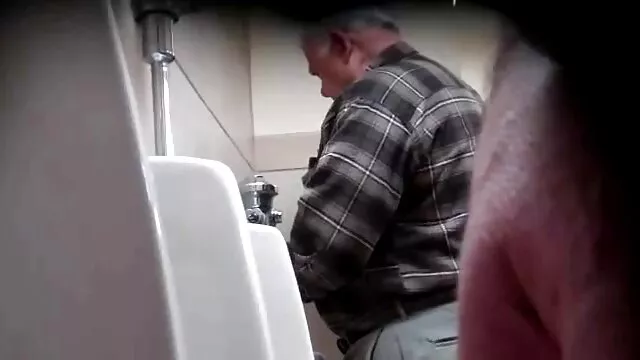 18yo Gerade Erste youporn omasex Mal Gefickt Von Angry Daddy